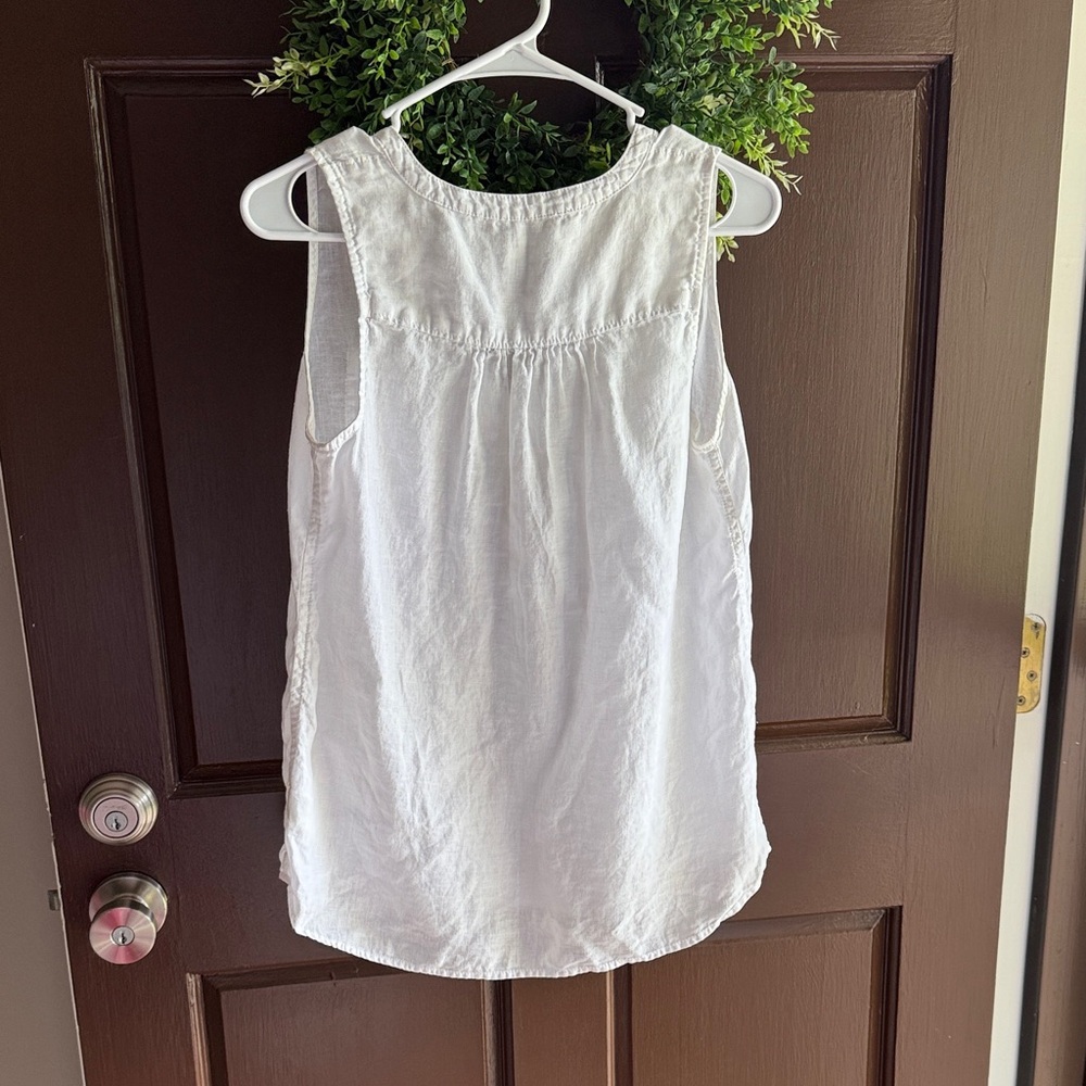 Linen Top - Picture 3 of 3